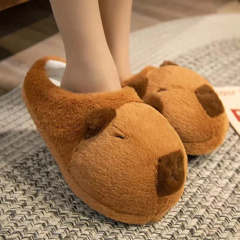 Pantufas Fofas de Capivara